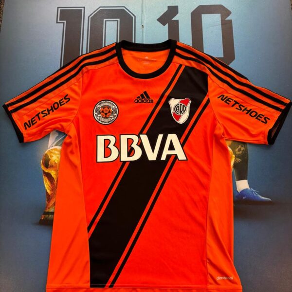 Camiseta de river Plate año 2016 talle S jugador 22 D’alessandro