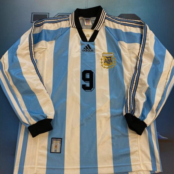 Camiseta mangas largas de la selección Argentina 1998 9 Batistuta talle M