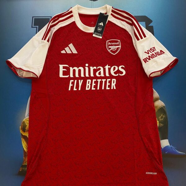 Camiseta del Arsenal 2026 7 Saka talle M