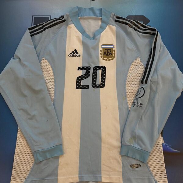 Camiseta mangas largas de la selección Argentina mundial Korea Japón 20 Gallardo talle M