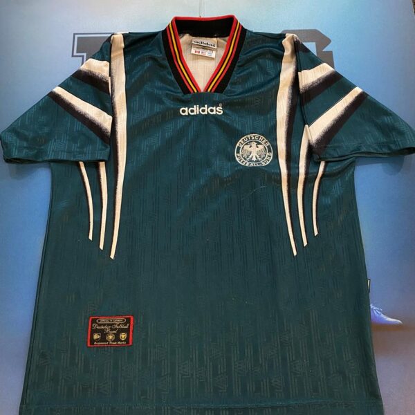 Camiseta alternativa de la selección de Alemania 1996 talle 3