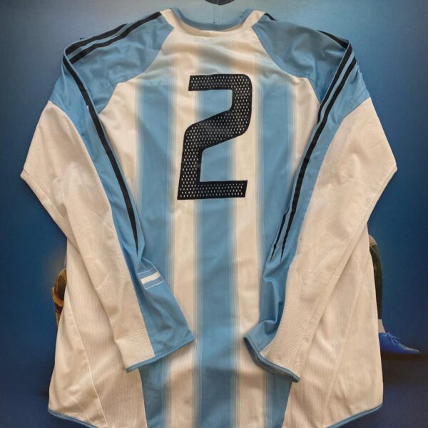 Camiseta de la selección Argentina usada por Ezequiel Garay vs Paraguay