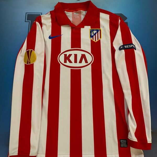 Camiseta del Atlético Madrid 2009 2010 usada por 19 Reyes talle L
