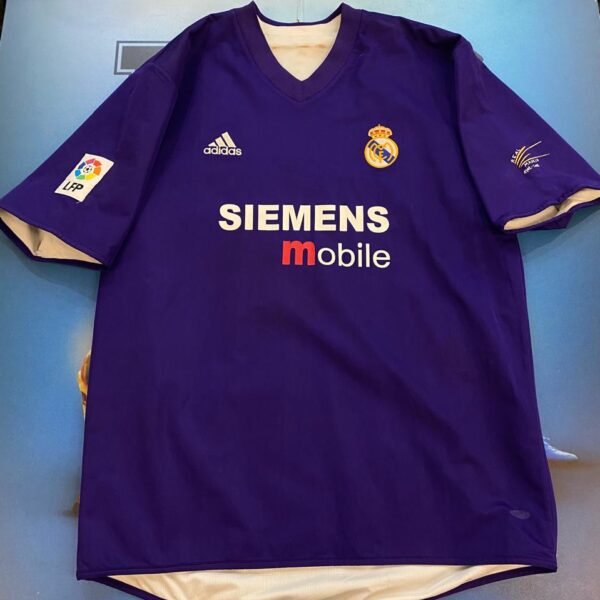 Camiseta alternativa del centenario del Real Madrid usada por 7 Raul talle XL