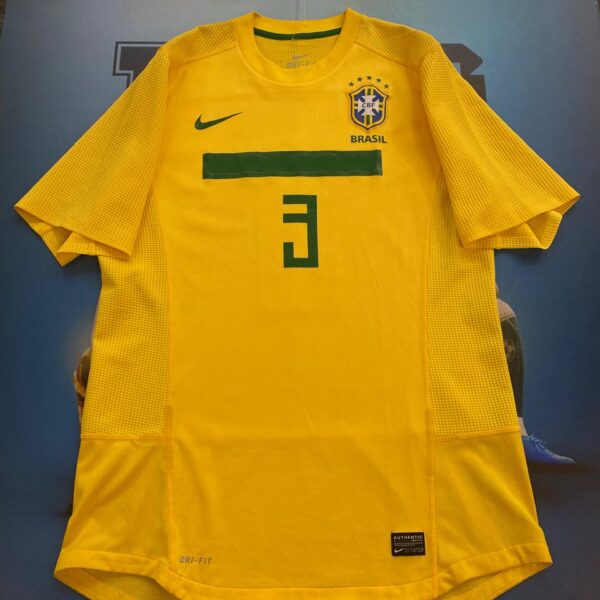 Camiseta de la selección de Brasil 2011 2012 usada por 3 Lucio talle XL