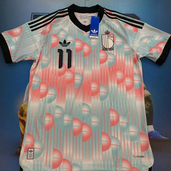 Camiseta de la selección de Bélgica  versión jugador 2026 11 Doku talle M