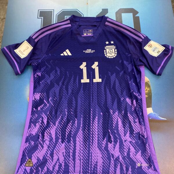 Camiseta alternativa de la selección argentina 2022 versión de juego talle L 11  di maria !