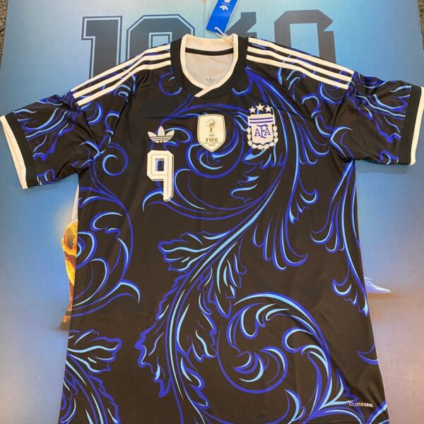Camisetas alternativa de la selección argentina 2026 talle  L jugador 9 alvarez