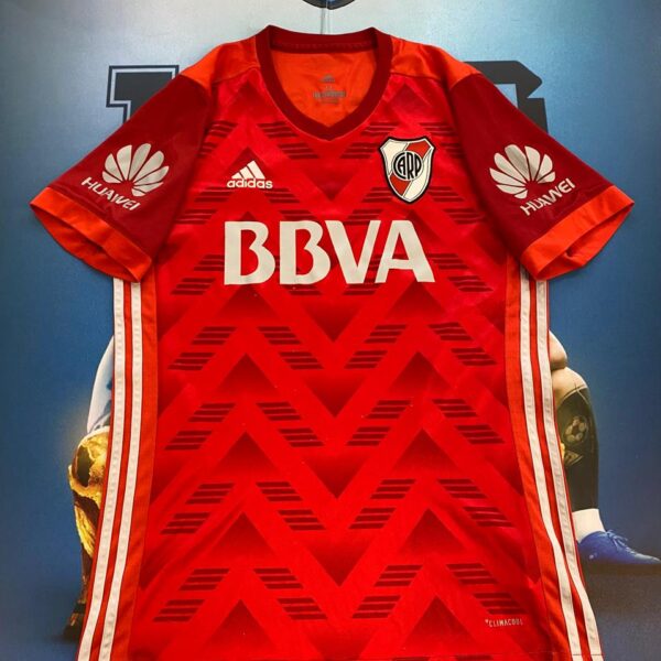 Camiseta alternativa de River Plate 8 Quintero talle M