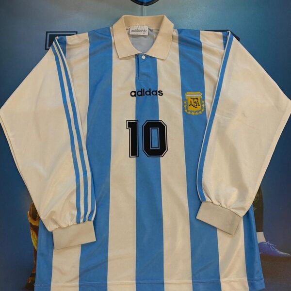 Camiseta mangas largas de la selección Argentina 1994 10 Maradona talle 1