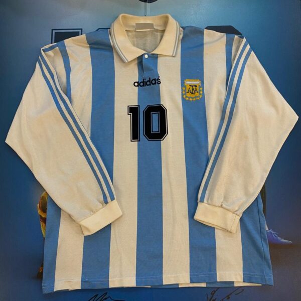 Camiseta mangas largas de la selección Argentina 1994 10 Maradona talle 3