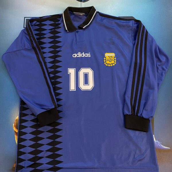 Camiseta alternativa de la selección Argentina 1994 10 Maradona talle 3