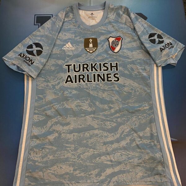 Camiseta de arquero de River Plate 1 Armani talle XL