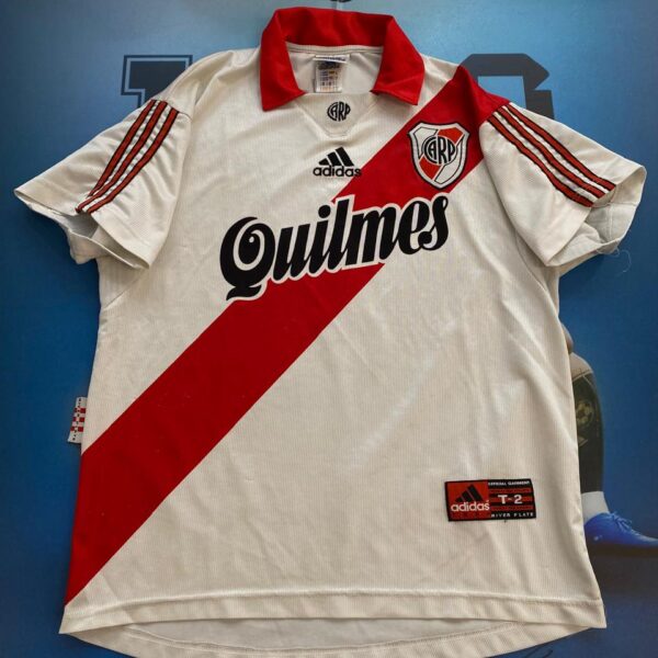 Camiseta de River Plate 1999 7 talle S