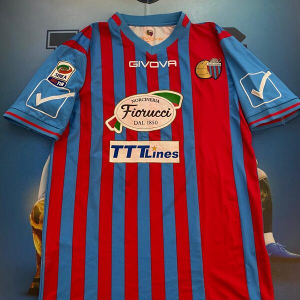 Camiseta del Catania temporada 2013 2014 usada por 22 Pablo Alvarez talle L