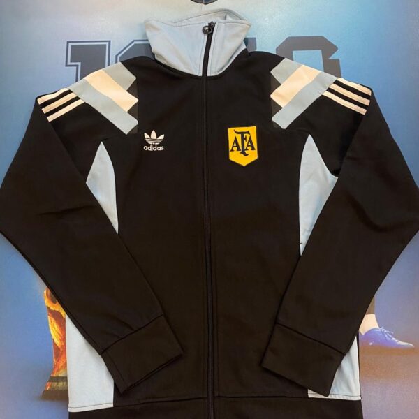 Campera de la selección Argentina 🇦🇷 reedición 1978 talle M