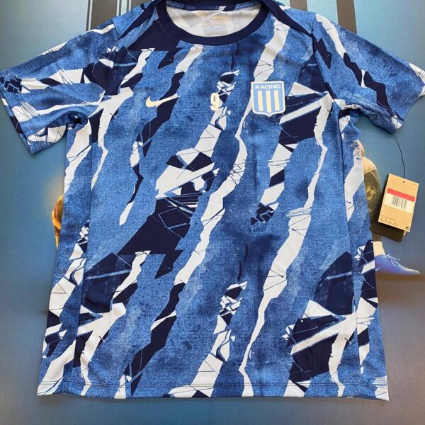 Camiseta prematch de racing 2026 talle L 9 !
