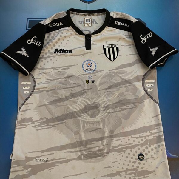 Camiseta de Gimnasia de Mendoza final por el ascenso a primera 10 talle XL