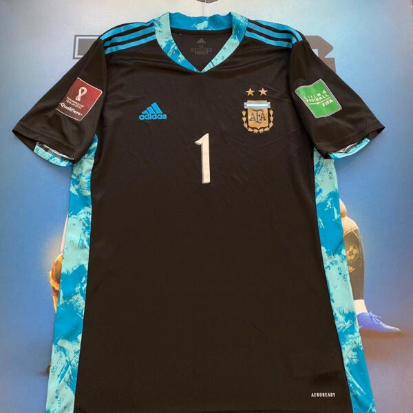 Camiseta de arquero de la selección Argentina  1 Armani talle M