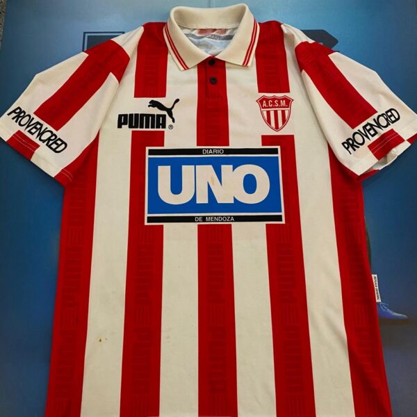 Camiseta de San Martín de Mendoza 1998 9 talle XL