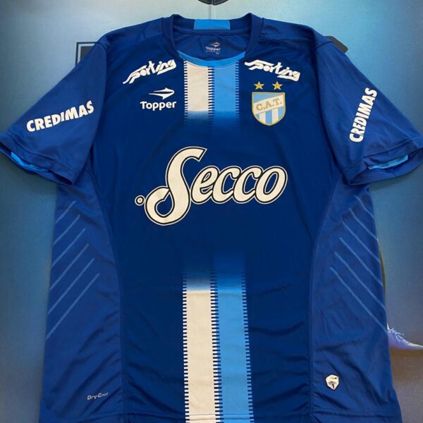 Camiseta de Atlético Tucumán utileria 9 talle XL