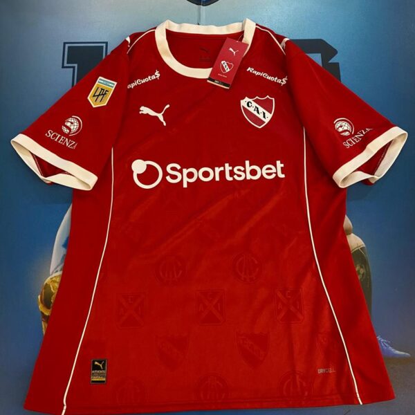 Camiseta de Independiente 26 Lomonaco talle XL