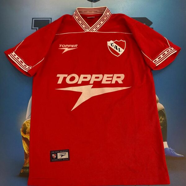Camiseta de Independiente temporada 1999 2000 18 talle 38 (S)