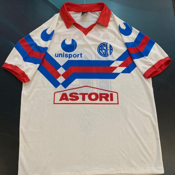 Camiseta alternativa de San Lorenzo años 90 inmaculada 10 nro pintura talle 5