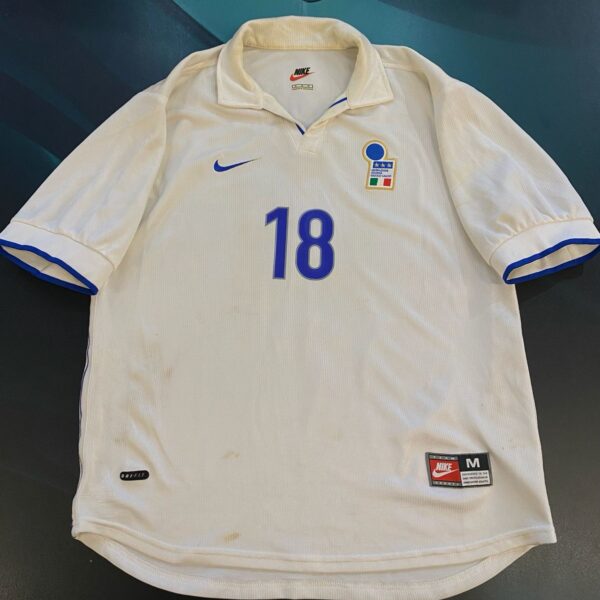 Camiseta alternativa de la selección de Italia 18 Baggio 1998 talle M