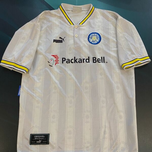 Camiseta del Leeds United temporada 1996 1998 10 talle 3
