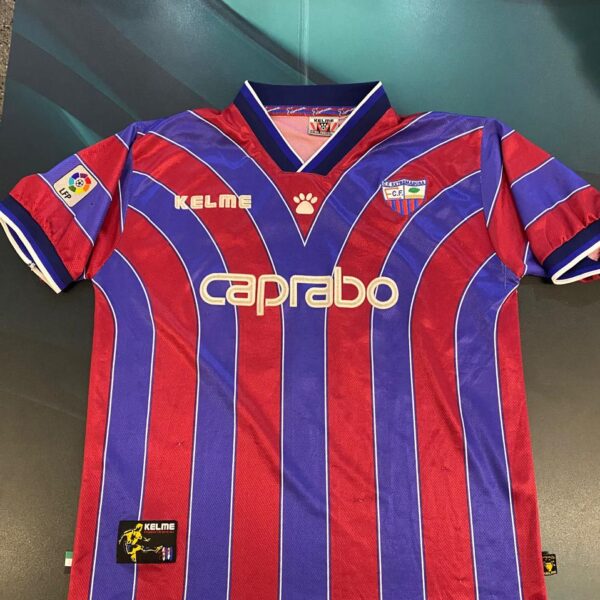matchworn  camiseta del Extremadura usada por el Pepe  basualdo 19