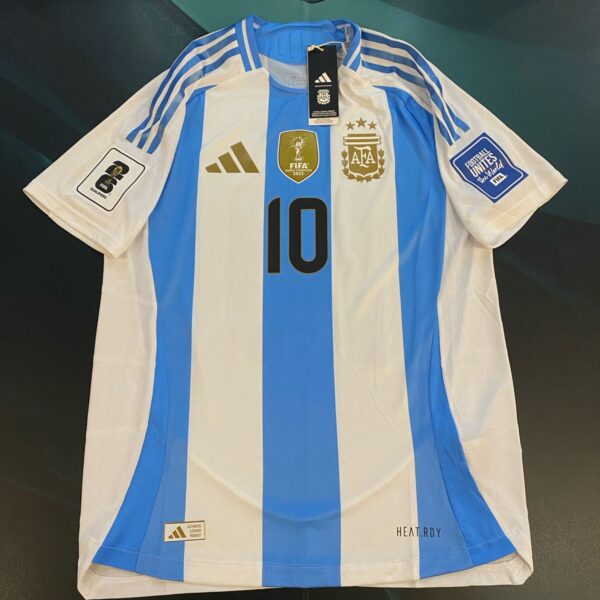 Camiseta de la selección Argentina versión jugador 10 Messi talle M