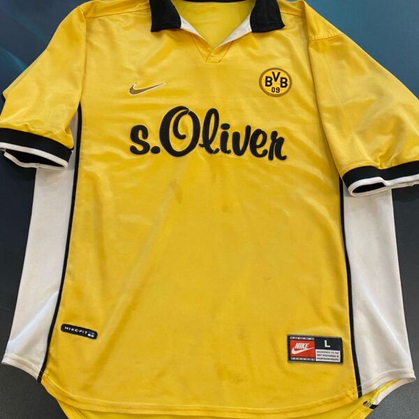 Camiseta del Borussia Dortmund 9 Chapuisat talle L