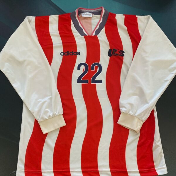 Camiseta mangas largas de la selección de estados unidos 22 Lalas talle 4