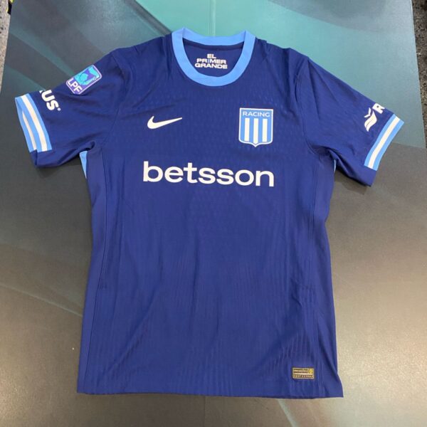 Camiseta de racing alternativa talle XL versión jugador 36 zuculini