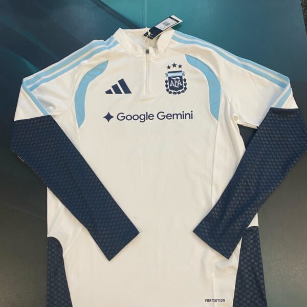 Buzo de la selección argentina talle L