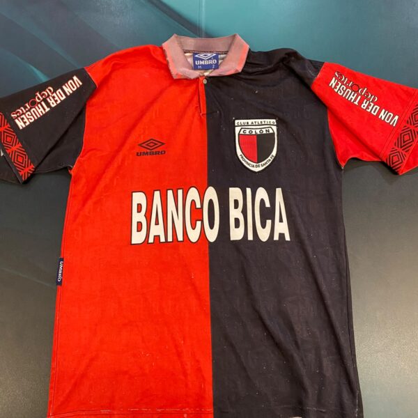Camiseta de Colón años 90 talle M 10