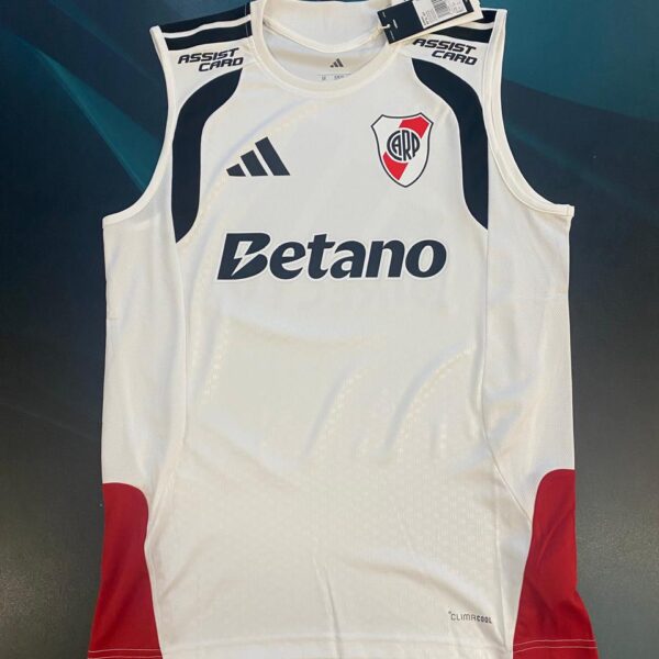 Musculosa de River entrenamiento 2026 2027 talle M