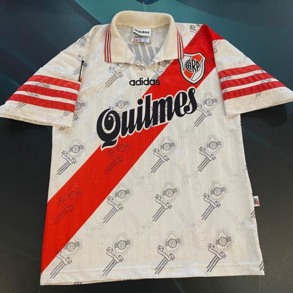 Camiseta de River Plate 1997 9 talle 1