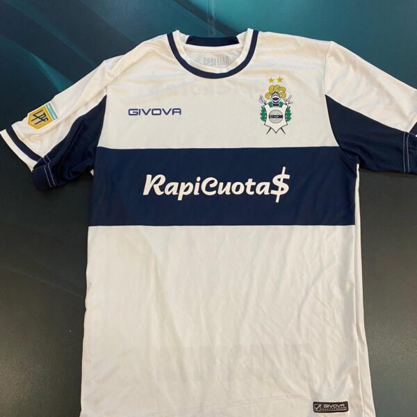 Camiseta de gimnasia de la plata 2025 talle M  39  zegarra usada en partido