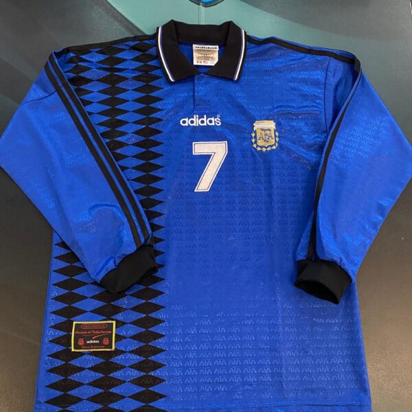Camiseta mangas largas alternativa de la selección Argentina  1997 7 talle 3