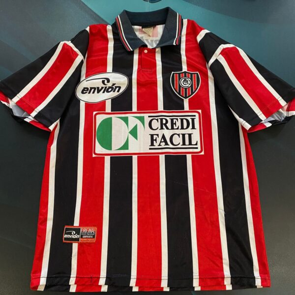Camiseta de Chacarita temporada 1999 2000 10 nro pintura talle 3