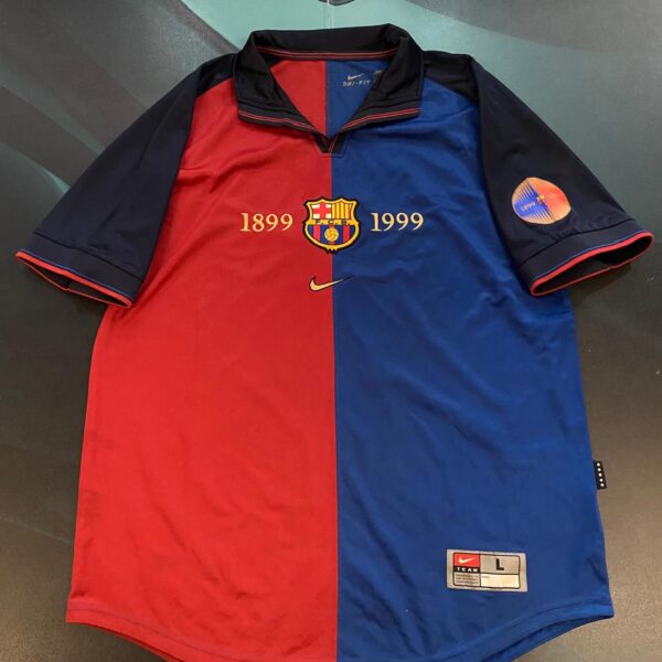 Camiseta del Barcelona 100 años 11 Rivaldo talle L
