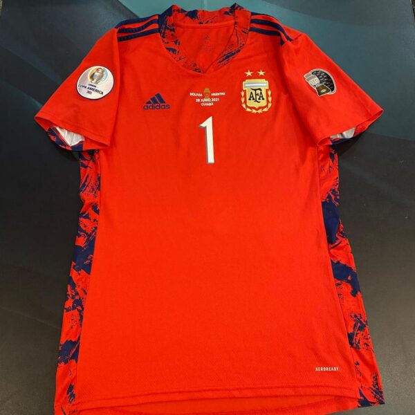 Camiseta de arquero de la selección Argentina  copa america 2021 1 Armani talle M