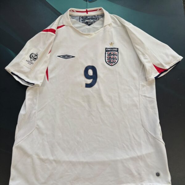 Camiseta de la selección de Inglaterra eliminatorias Alemania 2006 9 Rooney talle L