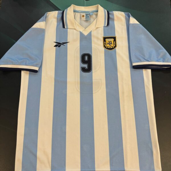 Camiseta de la selección Argentina  1999 9 Batistuta talle XL