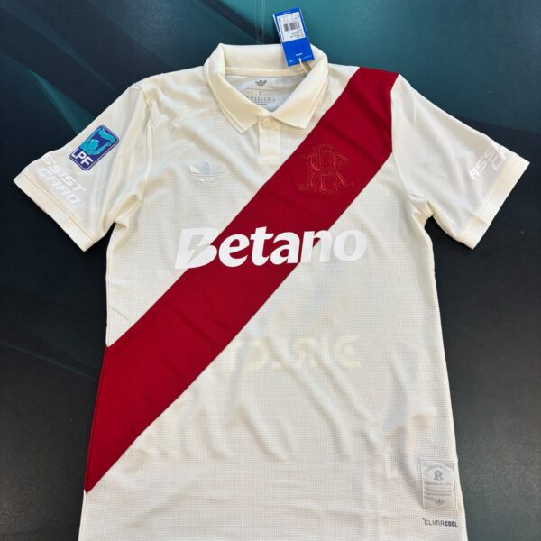 Camiseta de river 125 aniversario talle S jugador 10 correa