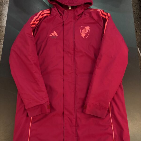 Camperon de River Plate 2024 talle L