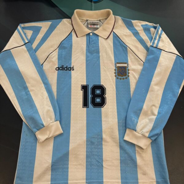 Camiseta mangas largas de la selección Argentina  1997 18 Scaloni talle 3