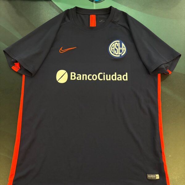 Remera de entrenamiento de San Lorenzo talle XL